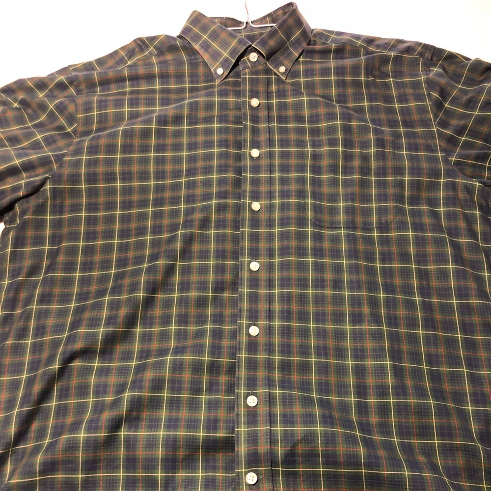 Vineyard vines murray shirt great condition